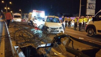 Bursa’da direksiyon hakimiyetini kaybetti, karşı şeride uçtu, 3 araç birbirine girdi