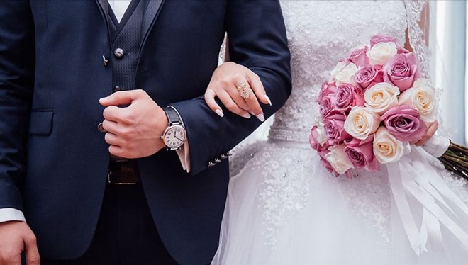 Oğlunun düğününe 1500 davetli çağıran AK Partili vekile para cezası