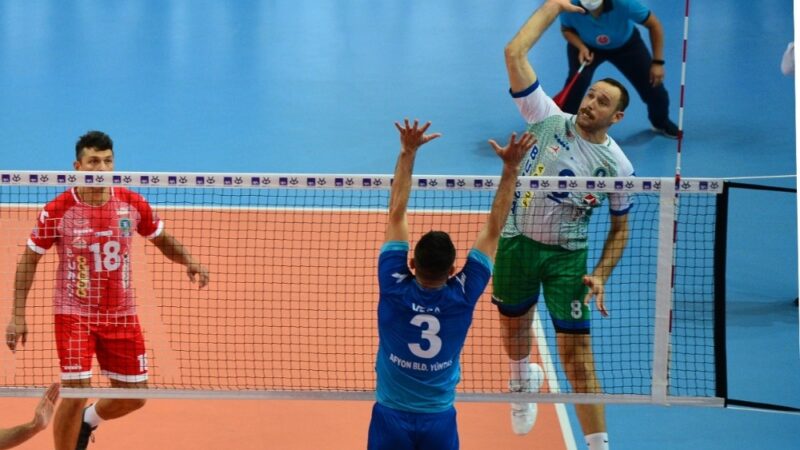 AXA Kupa Voley B Grubu’nda mücadele eden Bursa Büyükşehir Belediyespor