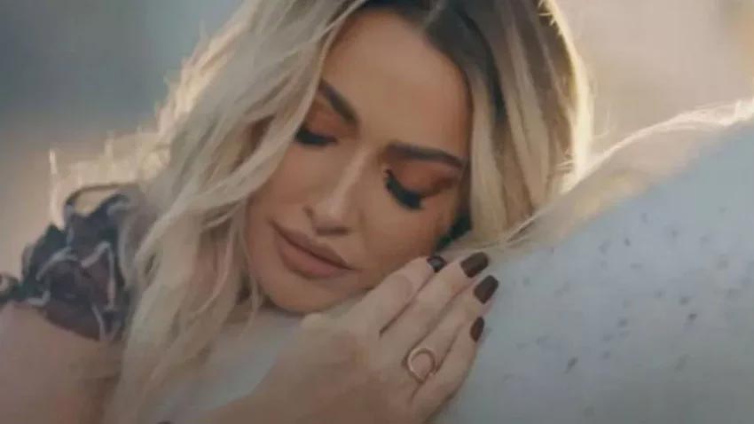 Hadise’nin klibi sosyal medyada gündem oldu: Enişte kıskanç galiba!