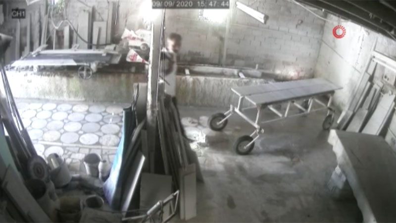 Bursa’da güpegündüz akıl almaz olay! Önce keşif yaptı sonra…