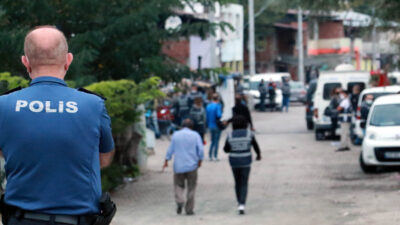 Kamyoncuları hedef alıyorlardı… Şafak operasyonuyla gözaltına alındılar