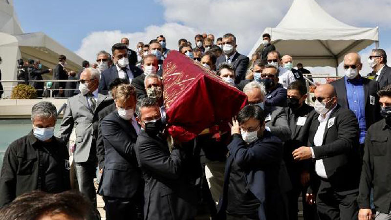 Suna Kıraç son yolculuğuna uğurlandı