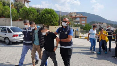 Bursa’da otel odasında ‘fuhuş’ tuzaklı gasp