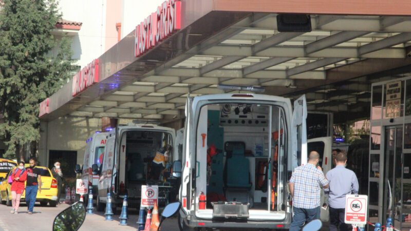 Kilis’te, Suriye sınır hattında askeri aracın devrilmesi sonucu 5’i asker,