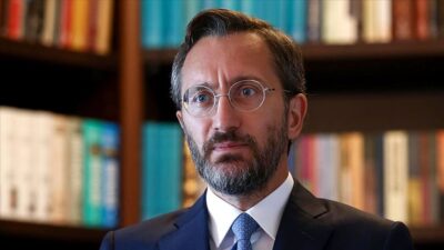 ‘Sayın Macron gerçeklerden kopuk bir dünya hayal ediyor’