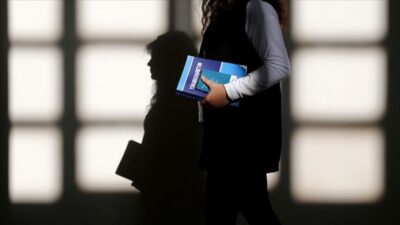 YÖK’ten açıklama! Kovid-19 hastası ve karantinada olan üniversite öğrencilerine kayıt hakkı