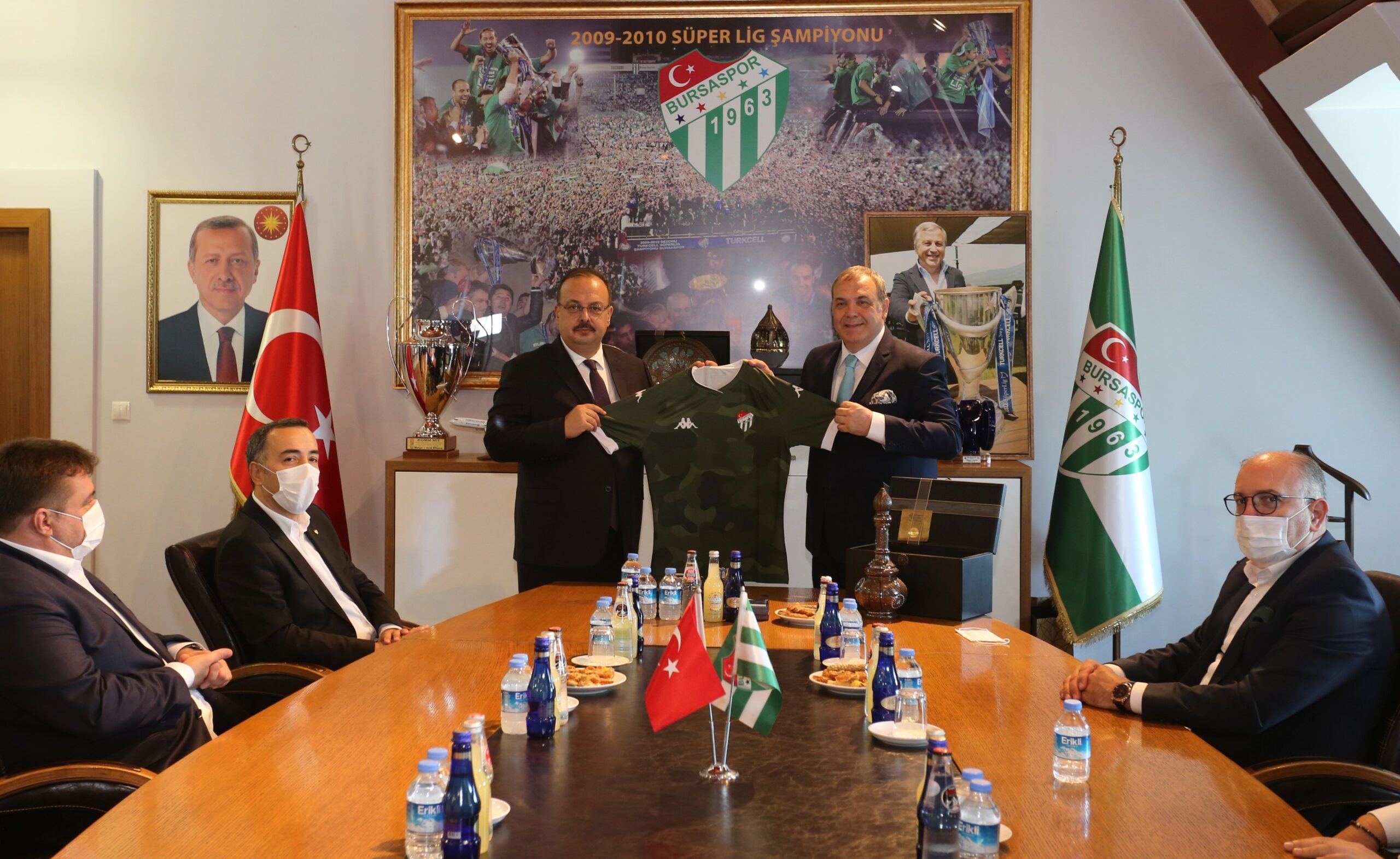 Vali Canbolat’tan Bursaspor’a ziyaret…