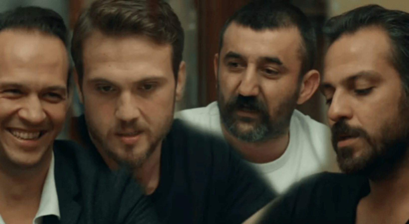 Çukur’un Yamaç’ından bomba itiraf! Dizinin ilk adı neydi, neden değişti? Çukur’un Yamaç’ından bomba itiraf! Dizinin ilk adı neydi, neden değişti?