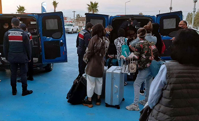 İki otele fuhuş operasyonu: 36 gözaltı