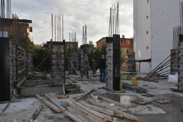 İnşaat alanında poşet içerisinden kafatasları çıktı