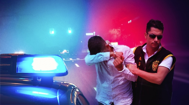 Firari FETÖ’cülerin başına 675 milyon lira ödül konuldu Firari FETÖ’cülerin başına 675 milyon lira ödül konuldu