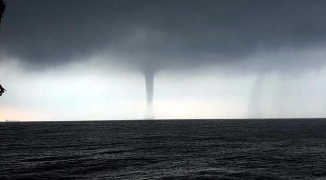 Önce hortum sonra sağanak