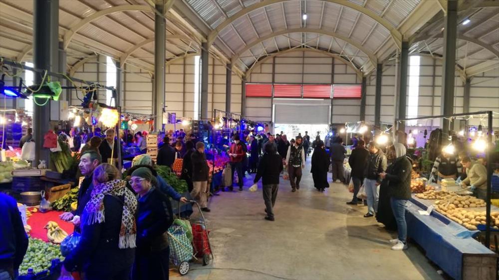 Pazarlara ışık düzenlemesi