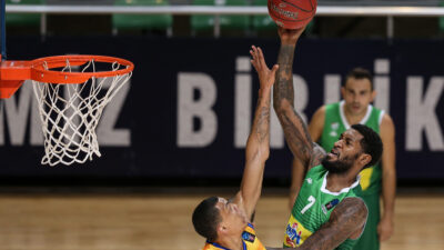 Bursaspor’un bir maçı daha ertelendi! Yayıncı kuruluş duyurdu…