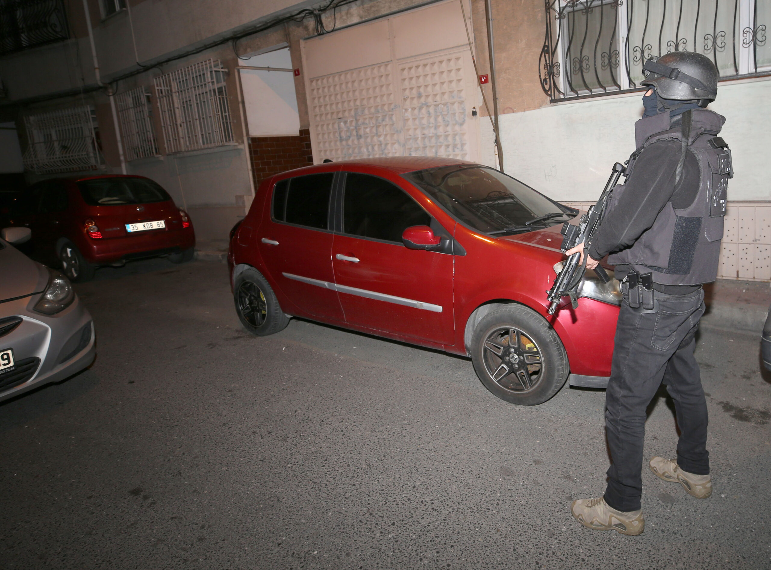 İstanbul’da DEAŞ operasyonu! Çok sayıda gözaltı