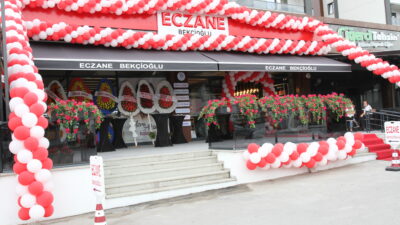 Bekçioğlu Eczanesi Beşevler’de açıldı