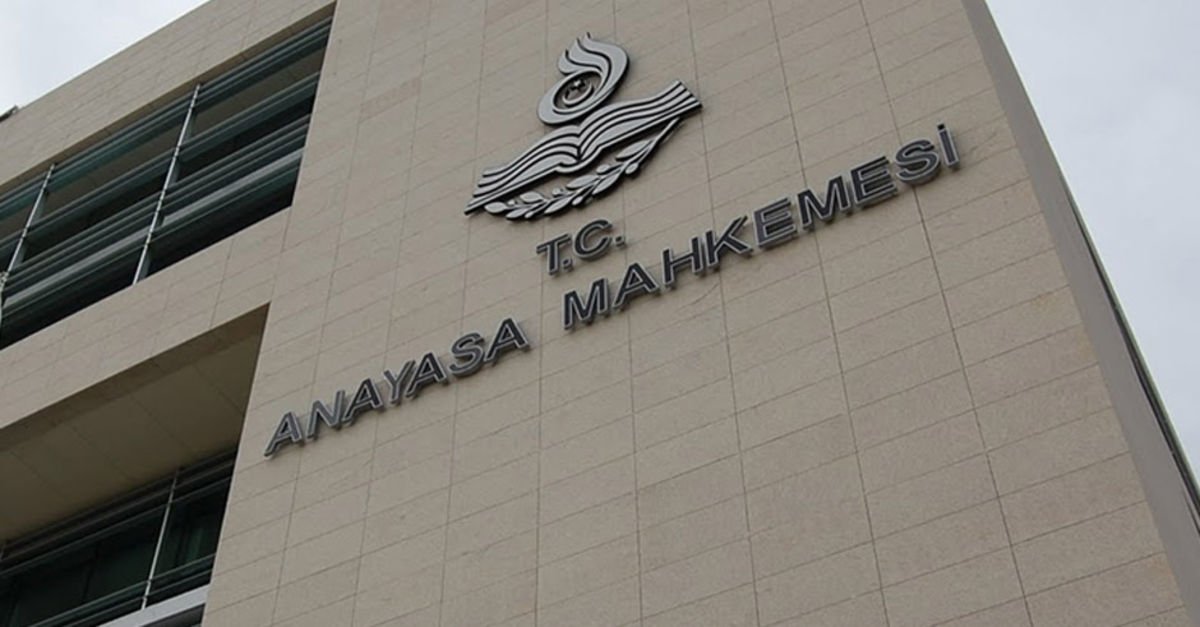 AYM’den CHP’ye baro reddi