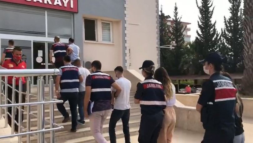 Sosyal medya hesaplarından 400 bin TL’lik vurgun!