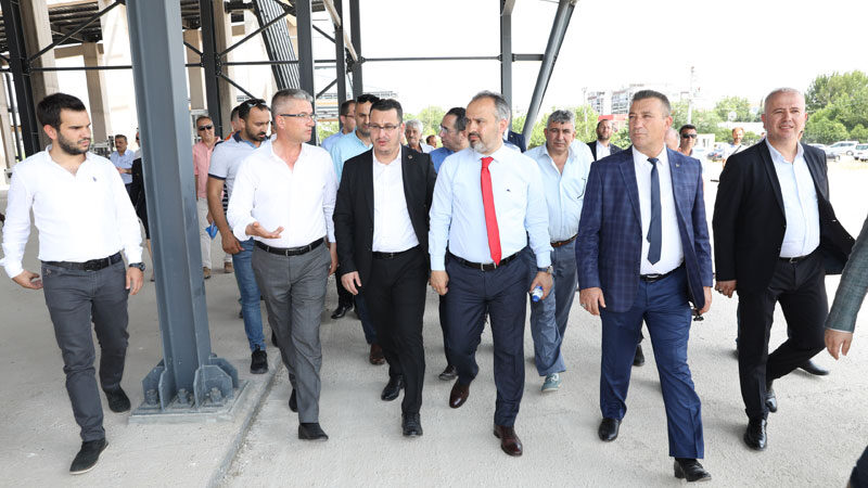 Mustafakemalpaşa’da yılların özlemi bitiyor Büyükşehir Belediyesi, Mustafakemalpaşa ilçesinde yılların özlemi olan Gençlik Merkezi Sosyal