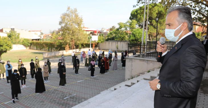 Bursa’da okullar yeniden şenlendi