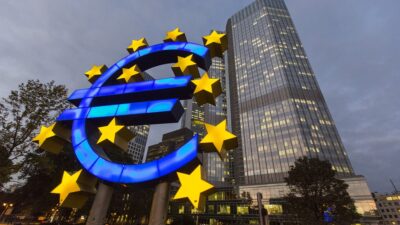 ECB faize dokunmadı