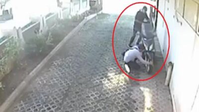 Bursa’da motosikletin çalınma anı kamerada