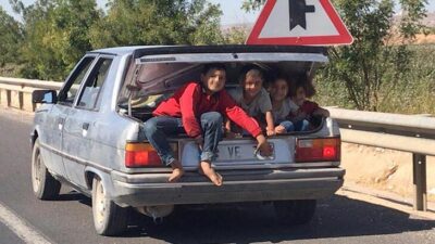 Çocukların bagajda tehlikeli yolculuğu şoke etti