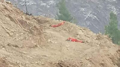 Yangını söndürdükten sonra toprakta uyuyan işçiler konuştu! sevinci tarif edilemez