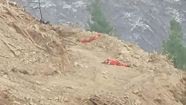 Yangını söndürdükten sonra toprakta uyuyan işçiler konuştu! sevinci tarif edilemez