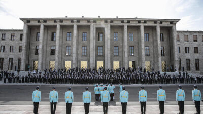 TBMM’de Osman Durmuş’a veda