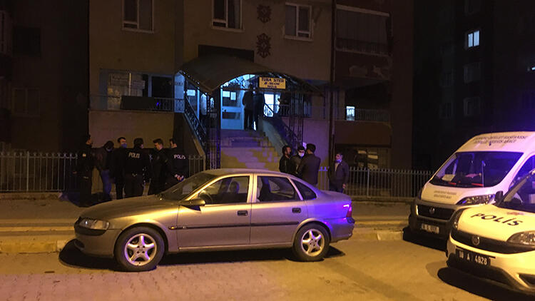 Dehşet! Çilingirle girdi, eski eşini öldürdü