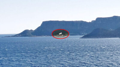 Tepki çeken gelişme! ‘Provokasyon amaçlı dev Yunan bayrağı astılar’