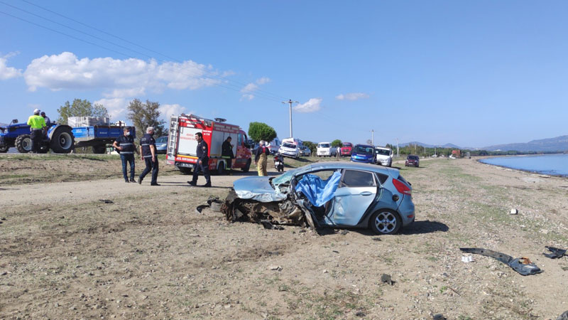 Bursa’da feci kaza: 1 ölü, 3 yaralı Bursa’da feci kaza: 1 ölü, 3 yaralı