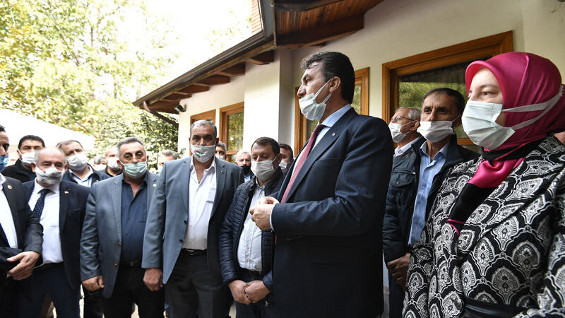 Osmangazi Belediye Başkanı Mustafa Dündar, 19 Ekim Muhtarlar Günü dolayısıyla