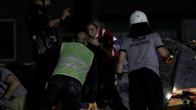 Buse 9,5 saat sonra enkazdan kurtarıldı