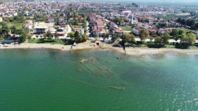 Yer: Bursa… 2 bin yıllık! Sular çekilince bir kısmı gün yüzüne çıktı