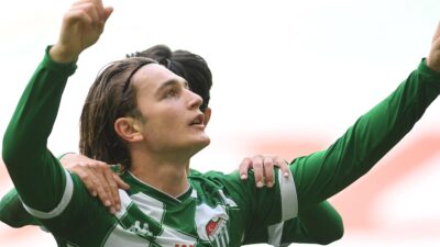 Bursaspor Boluspor’a patladı… Gençler ışıl ışıl parladı…