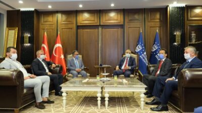 Başkan Aktaş, demokrasinin uç beylerini ağırladı