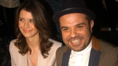 Kenan Doğulu eşinin hayali için kolları sıvadı