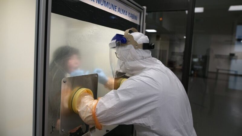 İl Sağlık Müdürü açıkladı! Bursa’da kaç kişiye Covid-19 testi yapıldı? İl Sağlık Müdürü açıkladı! Bursa’da kaç kişiye Covid-19 testi yapıldı?