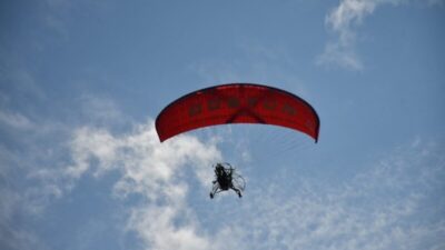 Engelli öğrenciler 29 Ekim’i gökyüzünde kutladı