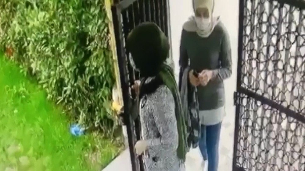 Yer: Bursa… Kendi evlerine girer gibi! O anlar kamerada…