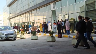 Görüntü Bursa’dan… Covid-19 kuyruğu