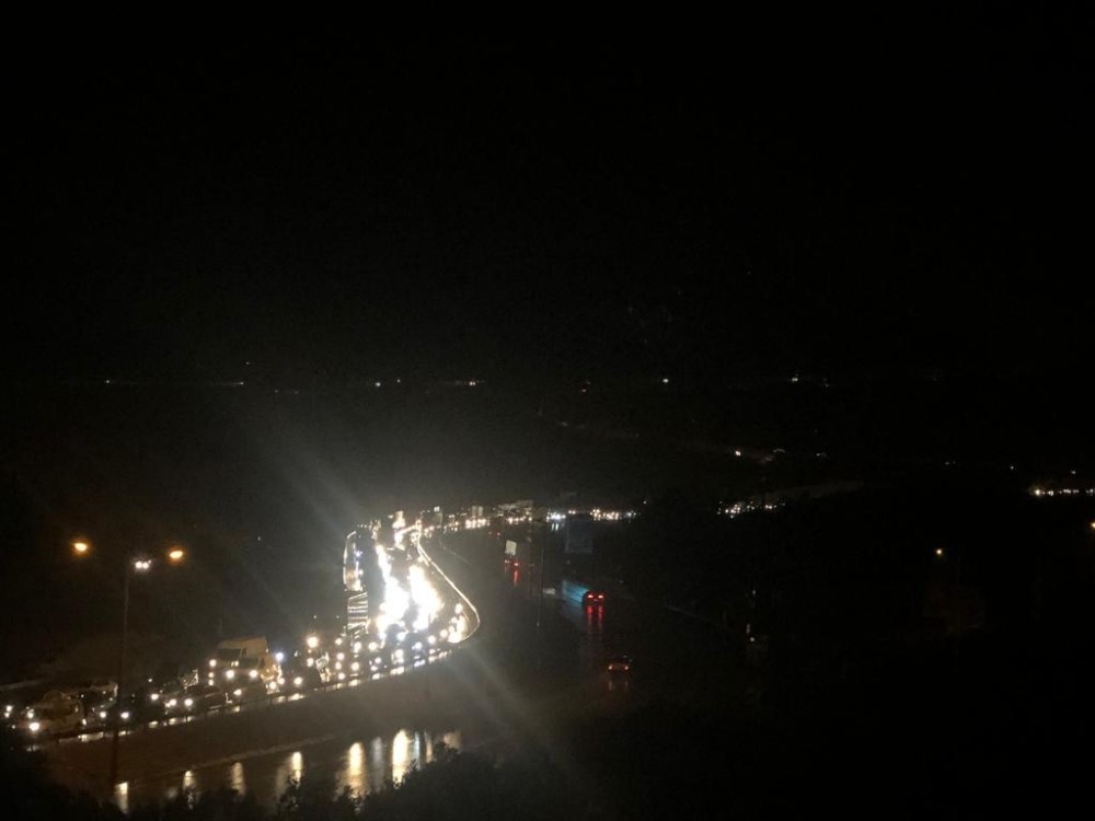 Bursa’da sağanak yağış trafiği olumsuz etkiledi