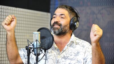 Bursalı müzisyen Azerbaycan için şarkı besteledi