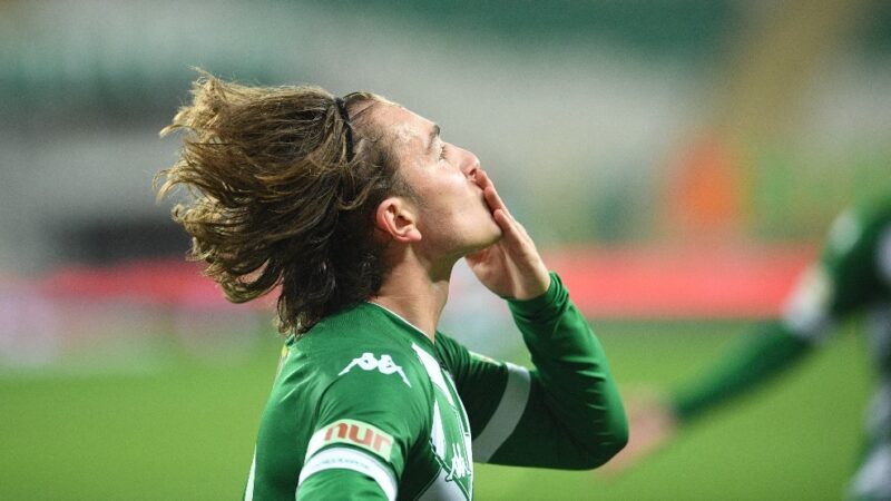 TFF 1.Lig ekiplerinden Yılport Samsunspor Kulübü Başkanı Yüksel Yıldırım, Bursaspor'un