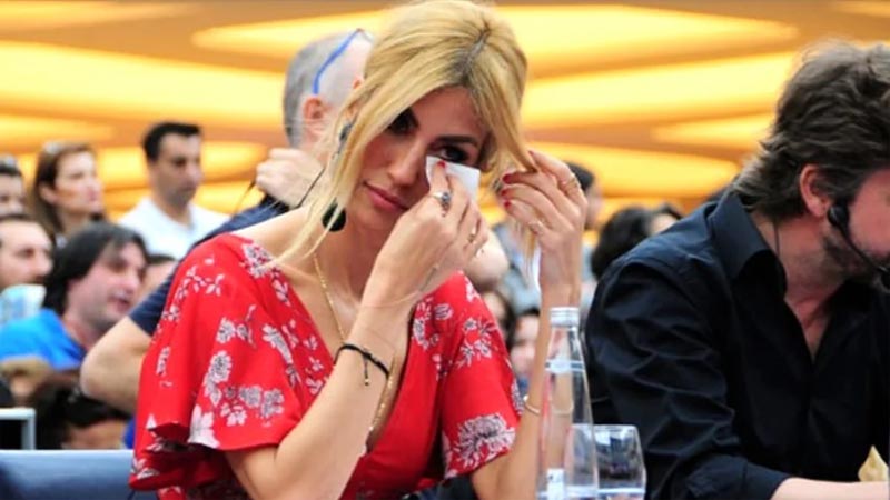 Ölüm tehdidi alan Çağla Şıkel harekete geçti!