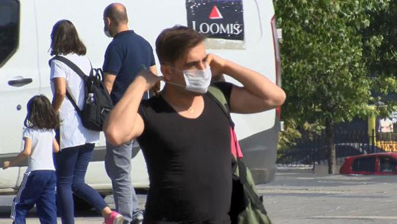 Yer: Bursa… Maskesiz yakalandı maske takmayanlara sitem etti