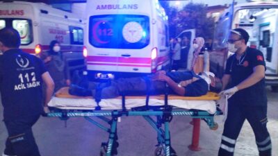 Bursa’da ceviz toplamak için çıktığı çatıdan düşüp, yaralandı